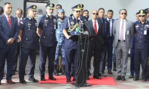 বিমানবন্দরের নিরাপত্তায় মোতায়েন থাকবে বিমান বাহিনী