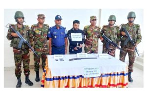 শৃঙ্খলাবিরোধী কর্মকাণ্ডে জড়িত হওয়ার অভিযোগ কিশোরগঞ্জ জেলার বাজিতপুর উপজেলার যুবদলের আহ্বায়ককে আটক করে আইনশৃঙ্গলা বাহিনী৷